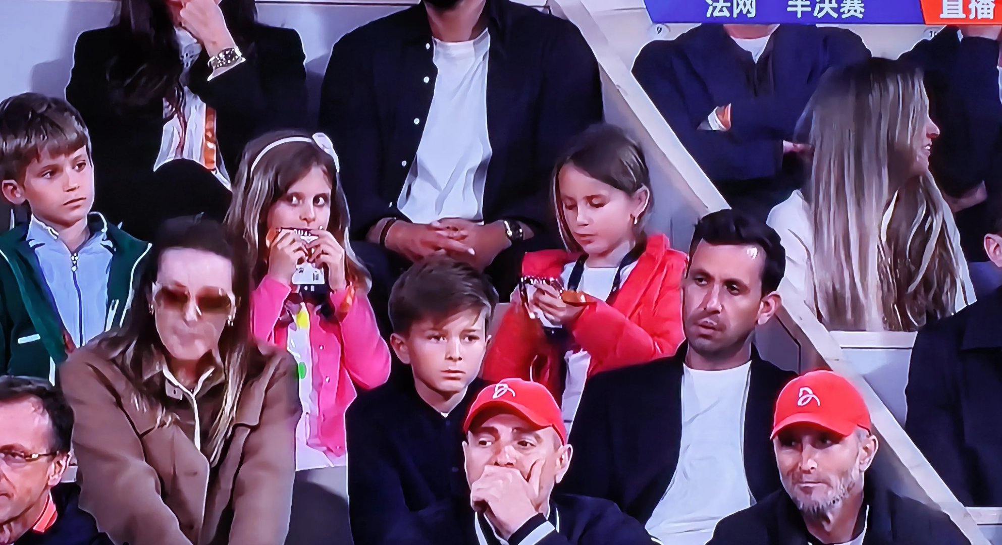 关于今夜NBA总决赛传出新动向；皇家马德里官宣签约；管理层表态：赛场秩序良好；轮换策略成焦点的信息