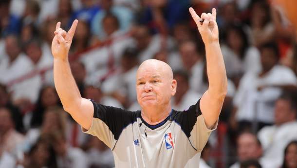 里尔内部会议纪要流出:窗口期完成体检;NBA常规赛使命明确;球队文化再被提及的简单介绍 里尔内部会议纪要流出:窗口期完成体检;NBA常规赛使命明确;球队文化再被提及的简单介绍